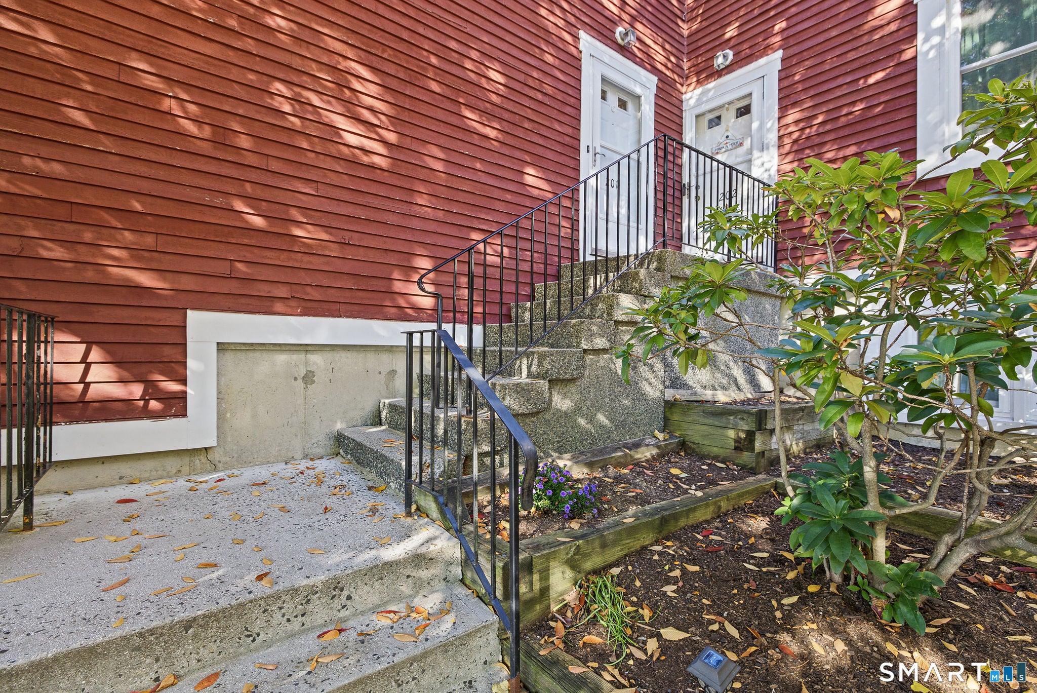 7 Dean Street 2-201