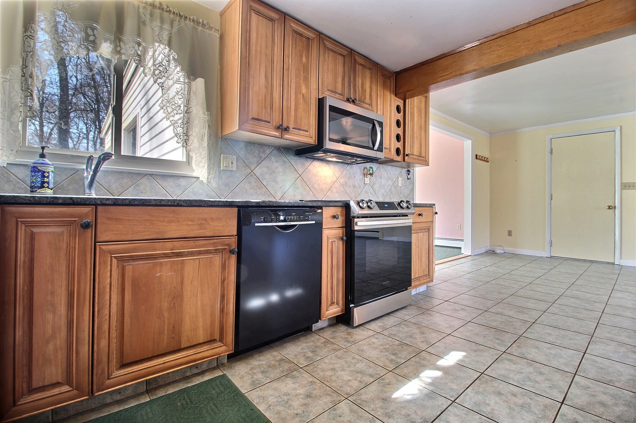 87 Colony Road, Groton, Connecticut image 9