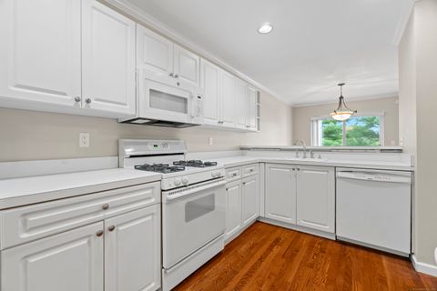 Tiny photo for 4001 Heartwood Lane #4001, Danbury, CT 06811 (MLS # 24146425)