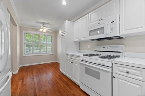 Tiny photo for 4001 Heartwood Lane #4001, Danbury, CT 06811 (MLS # 24146425)