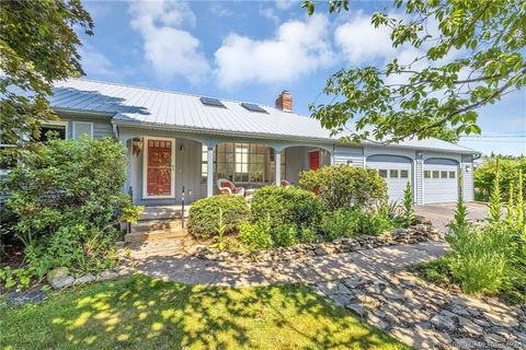 1467 East Street North Suffield CT 06078