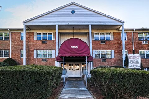 1080 New Haven Avenue APT 113 Milford CT 06460