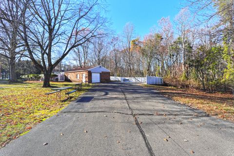 Tiny photo for 1080 New Haven Avenue #APT 113, Milford, CT 06460 (MLS # 24141813)