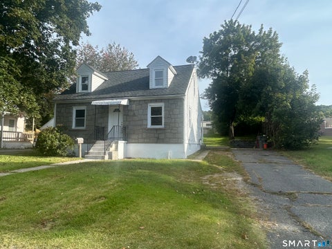 Photo of 521 Rubber Avenue, Naugatuck, CT 06770 (MLS # 24209384)