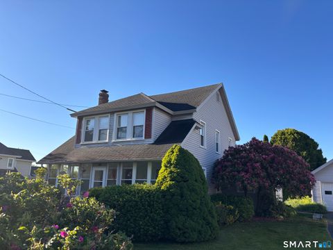 Photo of 44 Sea View Avenue, East Lyme, CT 06357 (MLS # 24182046)