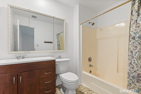 Tiny photo for 557 Glendale Avenue #557, Bridgeport, CT 06606 (MLS # 24183609)