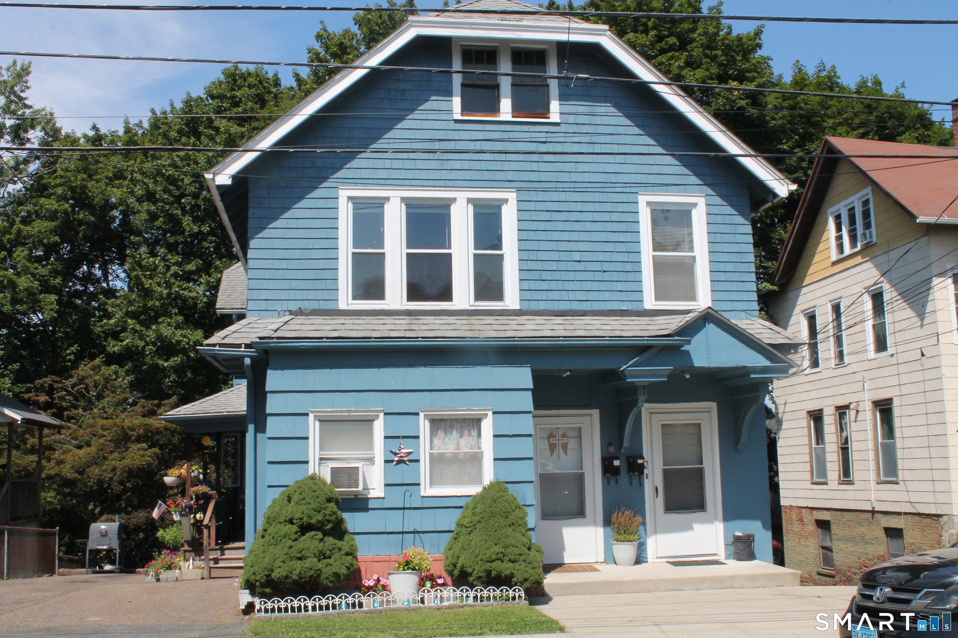 17 Akron Street