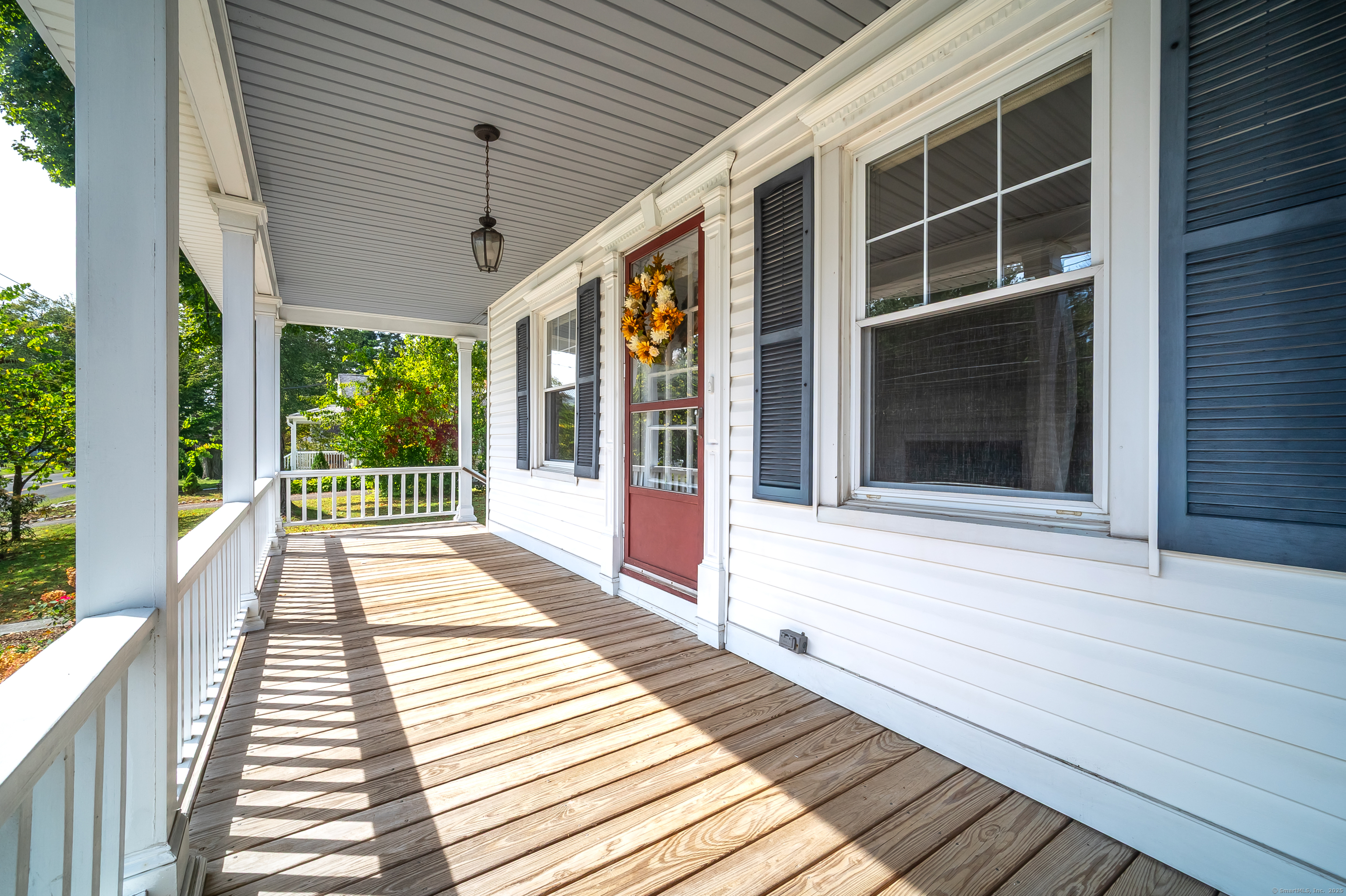 Windsor, Connecticut 06095, United States, 3 Bedrooms Bedrooms, ,2 BathroomsBathrooms,Residential,Active,220224