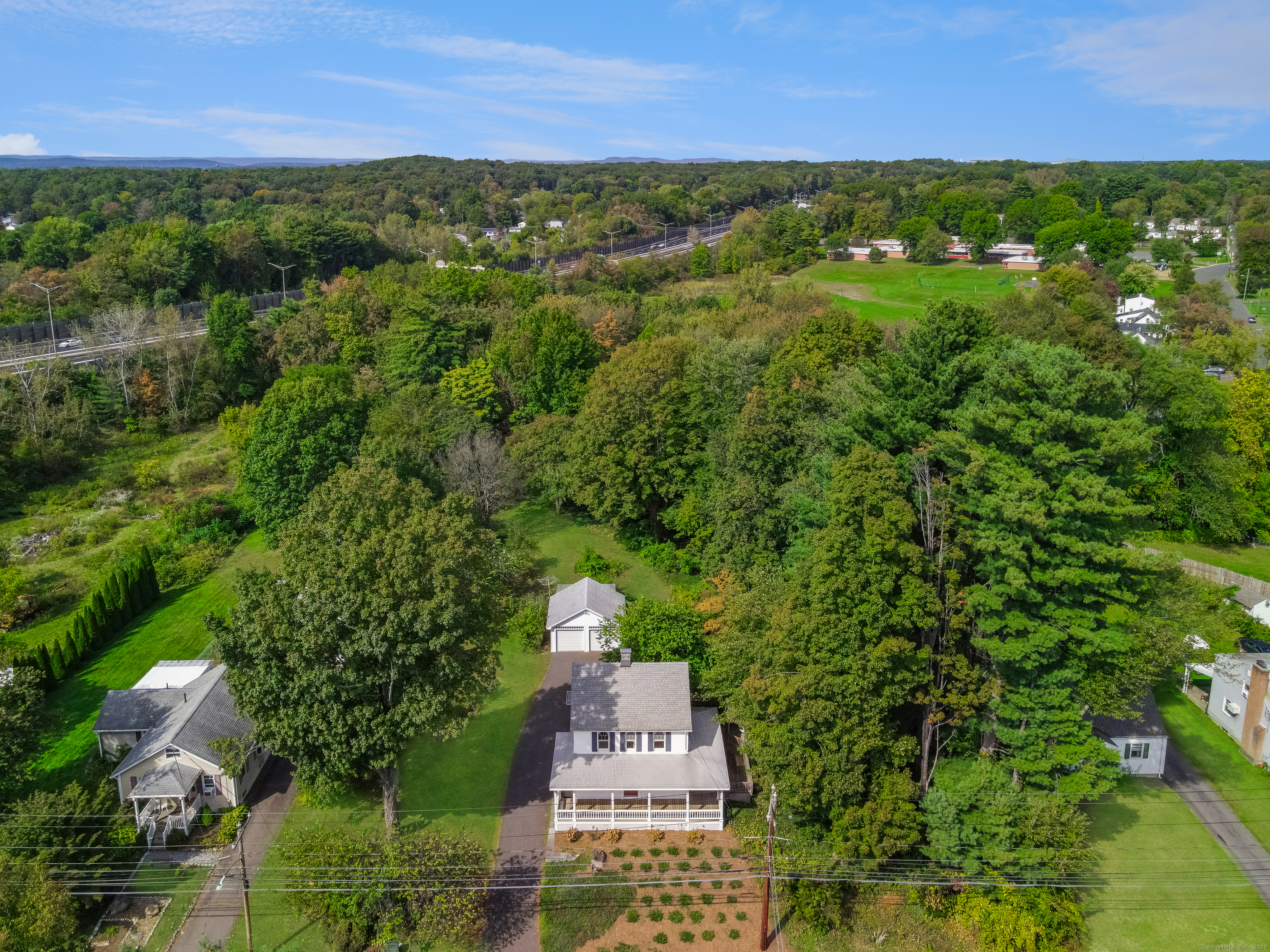 Windsor, Connecticut 06095, United States, 3 Bedrooms Bedrooms, ,2 BathroomsBathrooms,Residential,Active,220224