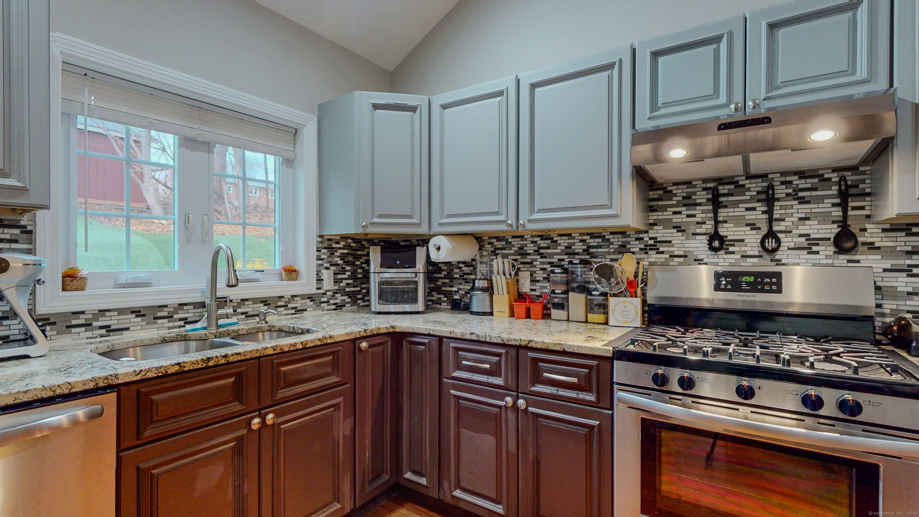 101 Yale Avenue, Meriden, Connecticut image 14
