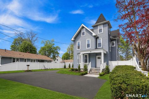 Tiny photo for 85 Soundview Avenue, Norwalk, CT 06854 (MLS # 24163874)