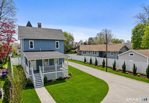 Tiny photo for 85 Soundview Avenue, Norwalk, CT 06854 (MLS # 24163874)