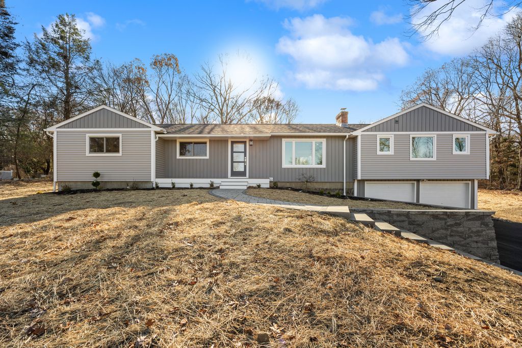 Photo of 27 Tuttle Court, Bethany, CT 06524 (MLS # 24141398)