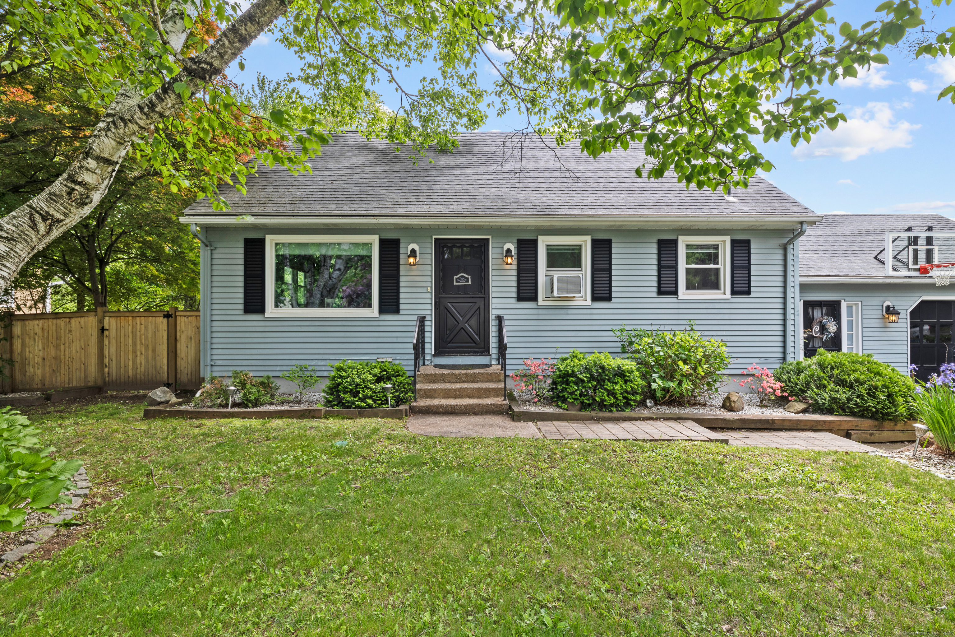 10 Ciccio Court, Plainville, Connecticut image 3