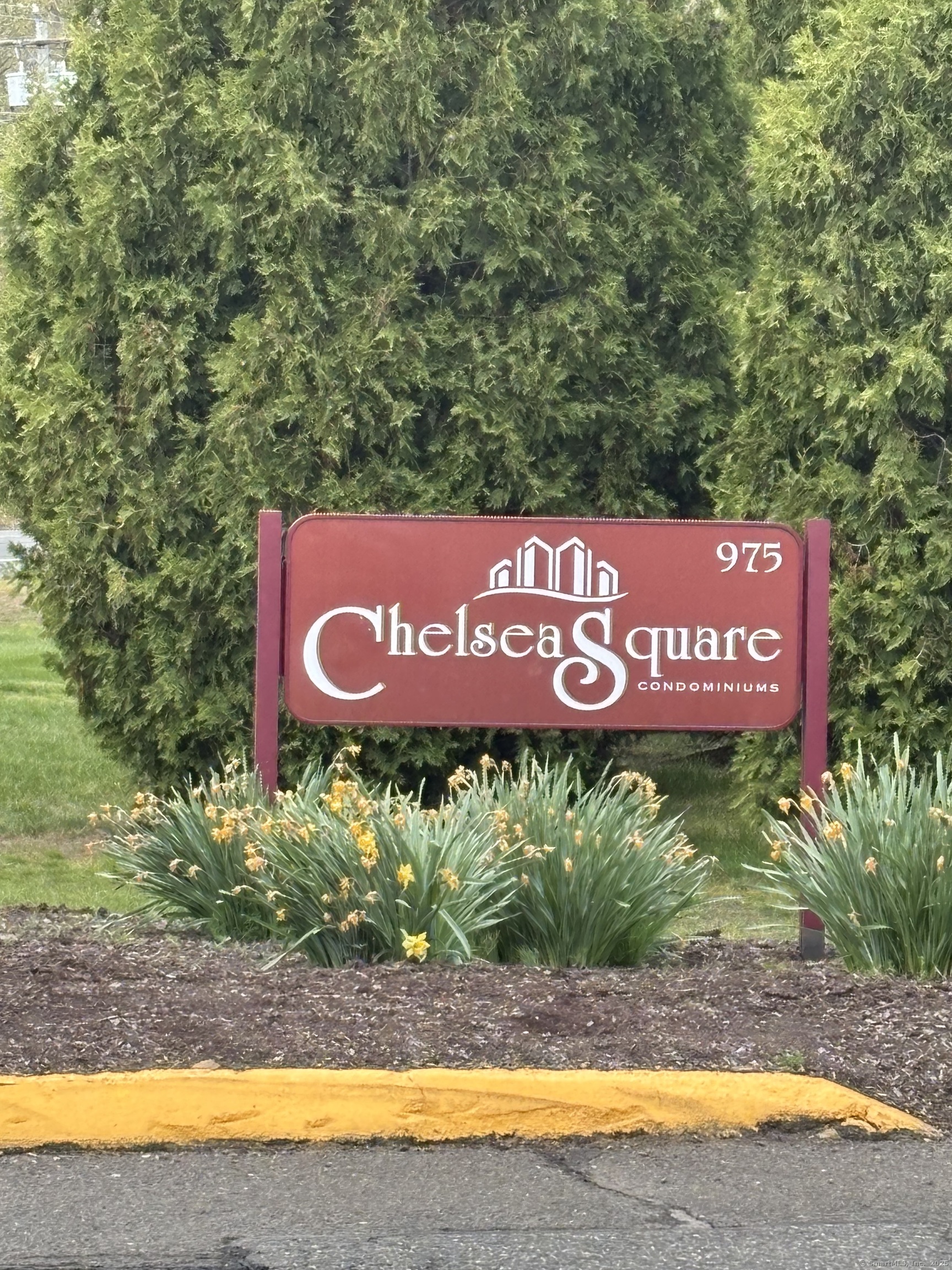 Meriden Rd Rd 32, Waterbury, Connecticut - 1 Bedrooms  
1 Bathrooms  
3 Rooms - 