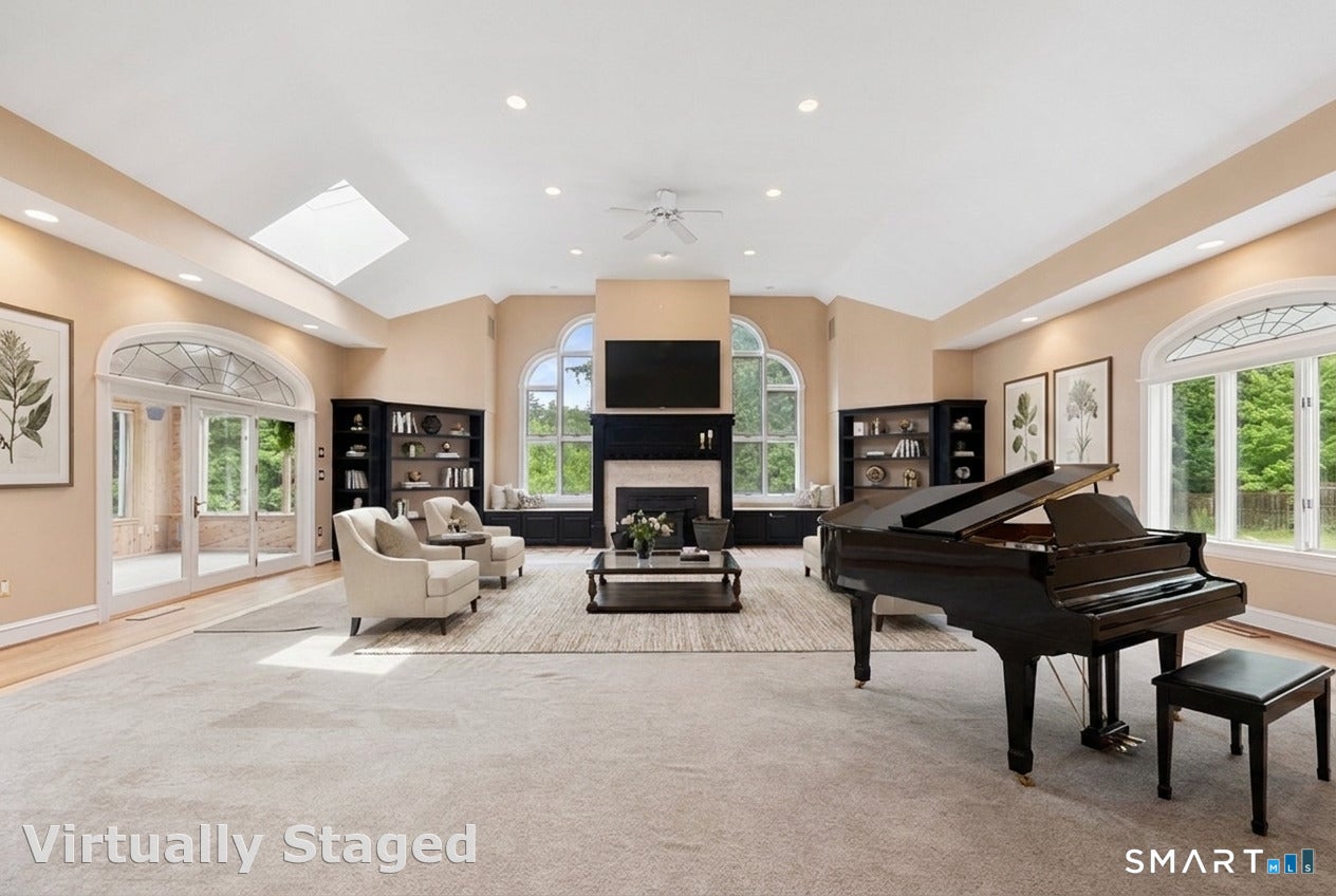 7 Nod Brook Drive
