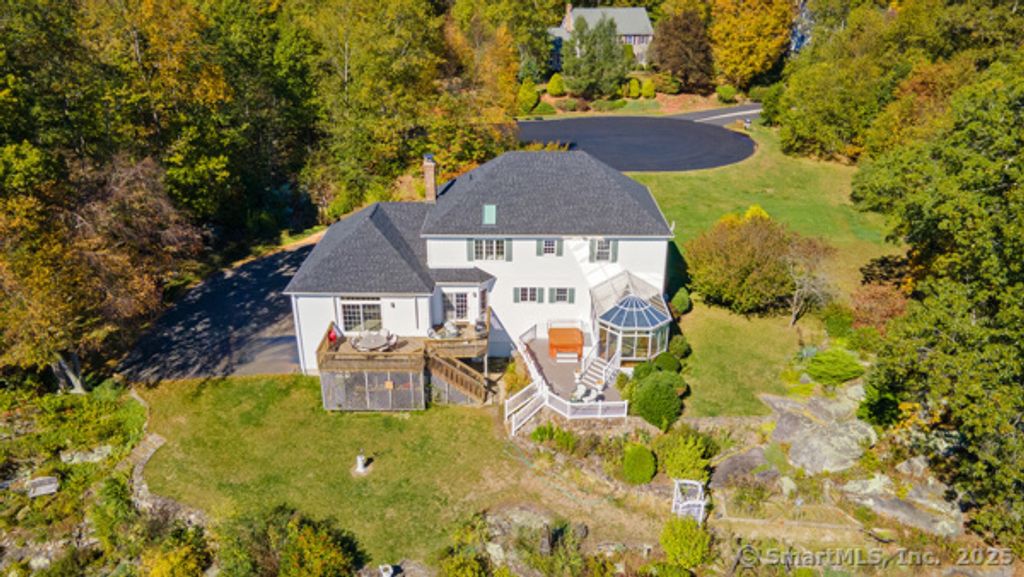 Photo of 412 Laurelwood Lane, Southbury, CT 06488 (MLS # 24131652)