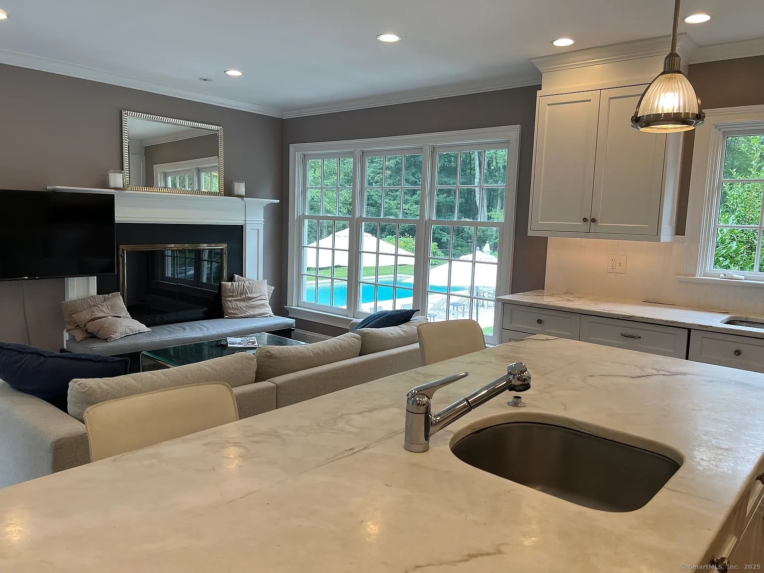 Fairfield, Connecticut 06824, United States, 4 Bedrooms Bedrooms, ,5 BathroomsBathrooms,Residential,Active,218150