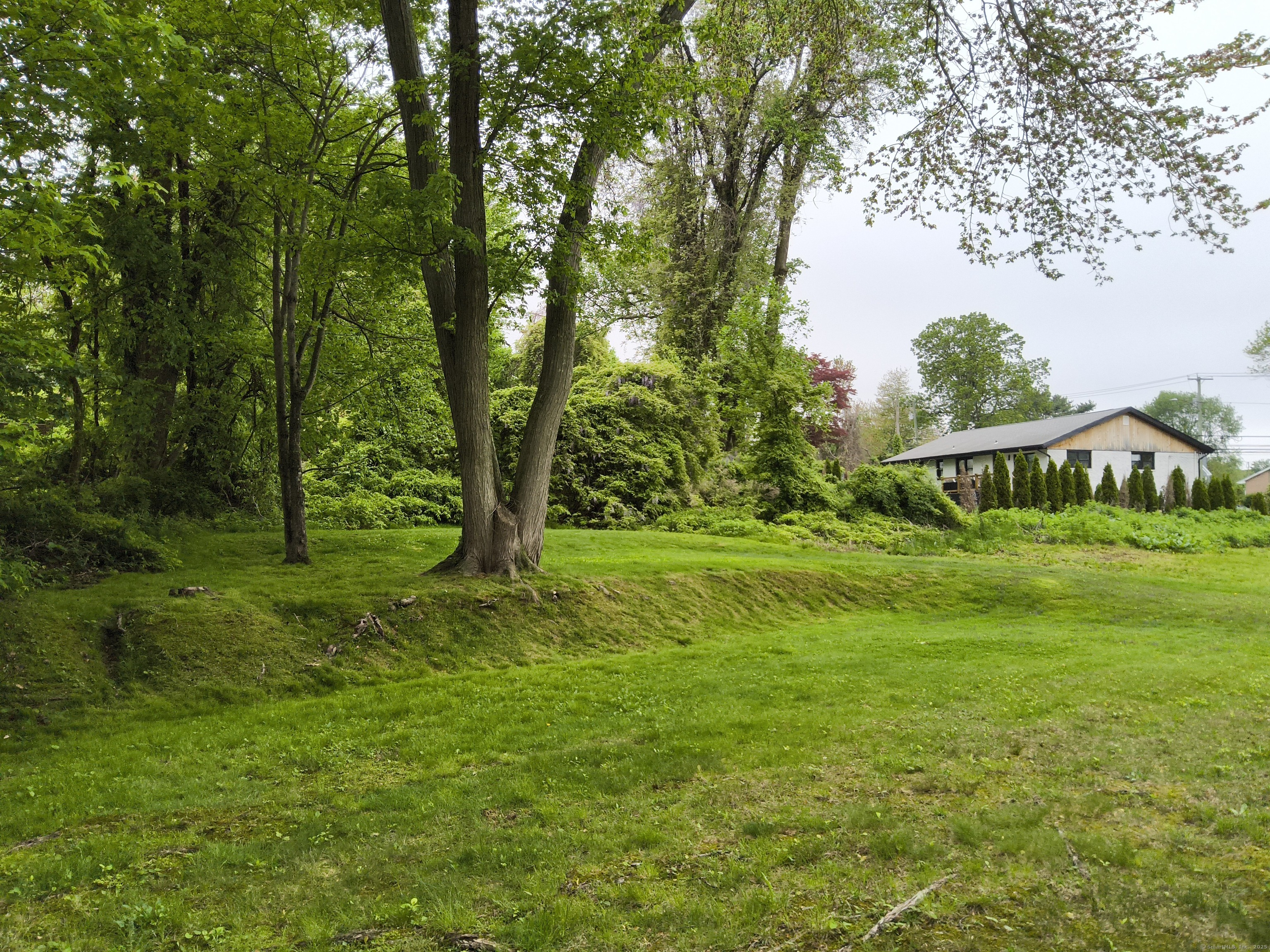 28 Entrance Road, Milford, Connecticut image 3