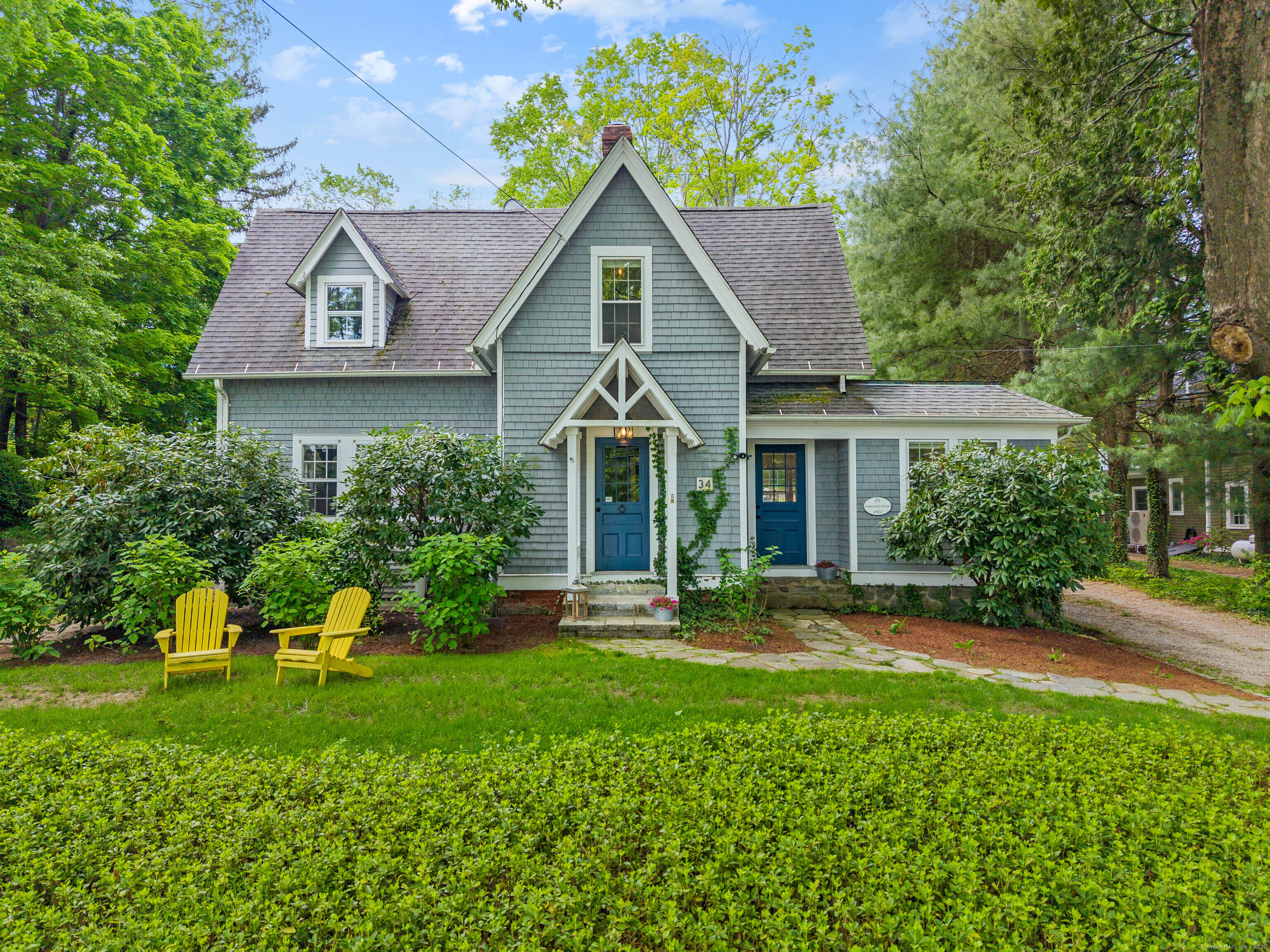 34 West Avenue