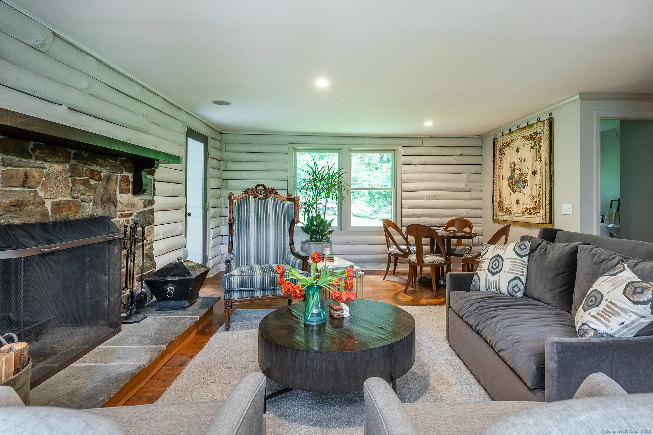 102 Westwoods Road 1