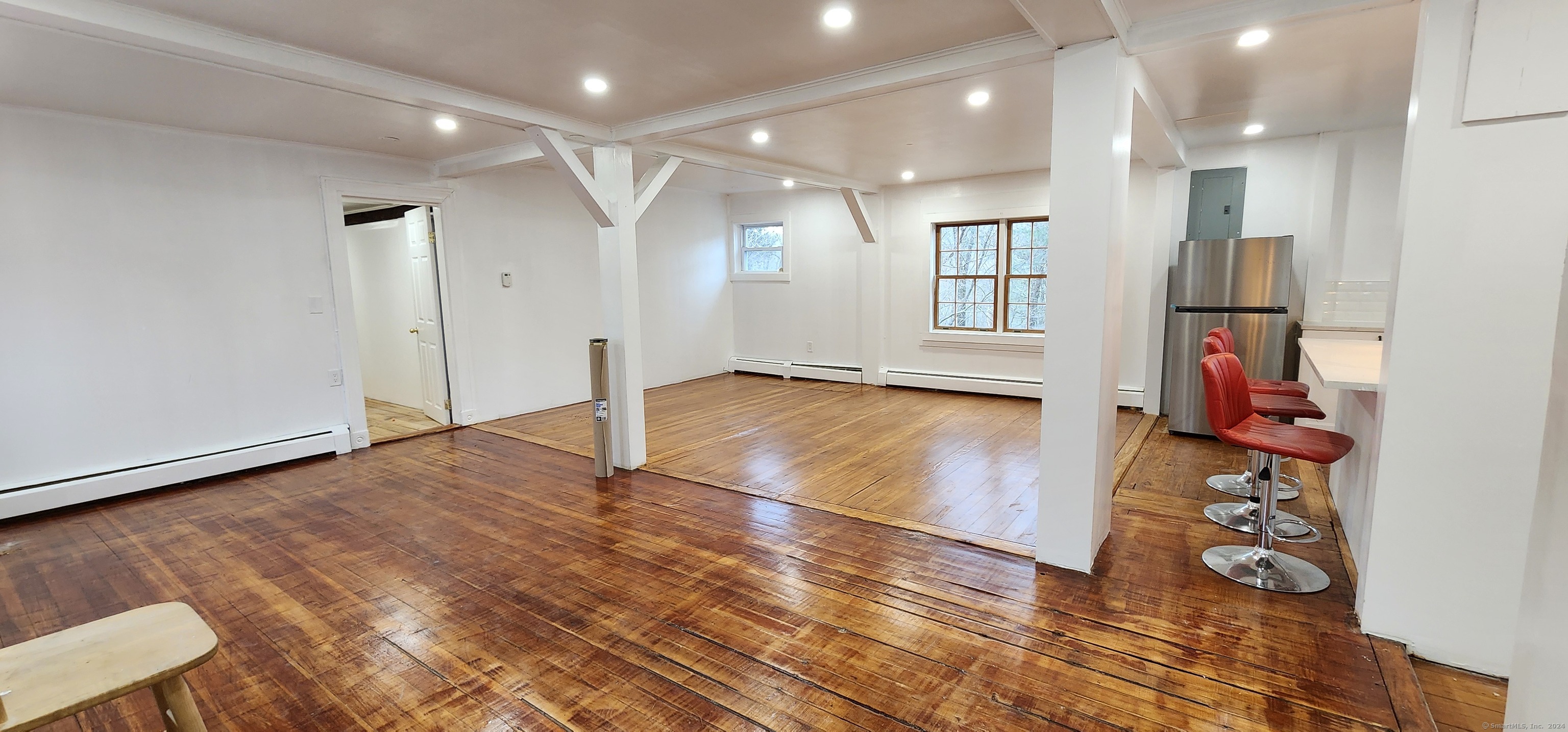 1206A Bassett Road A