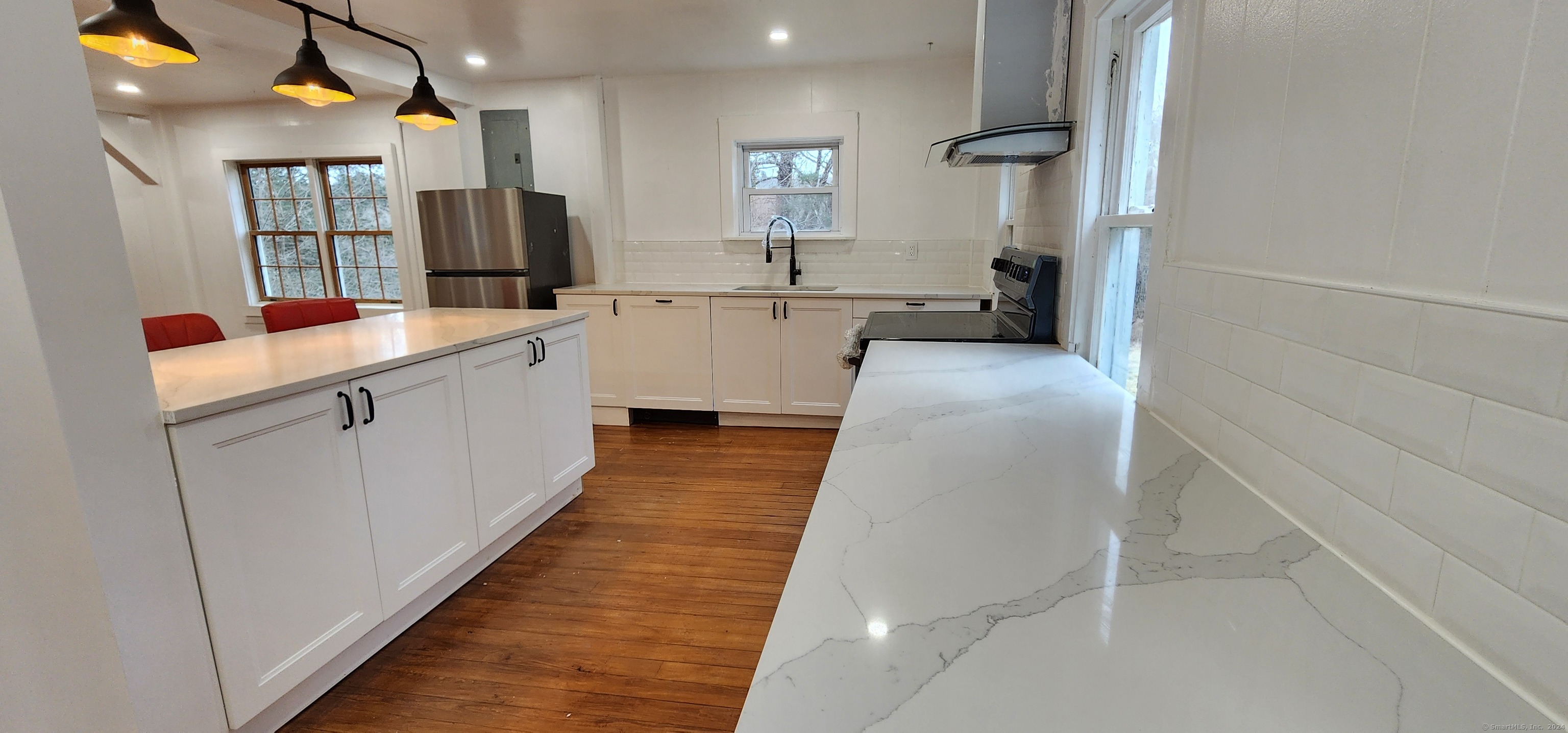 1206A Bassett Road A