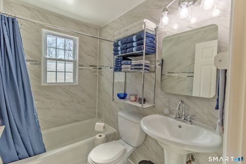 Tiny photo for 10 Carolina Drive #APT 25, Montville, CT 06370 (MLS # 24148252)