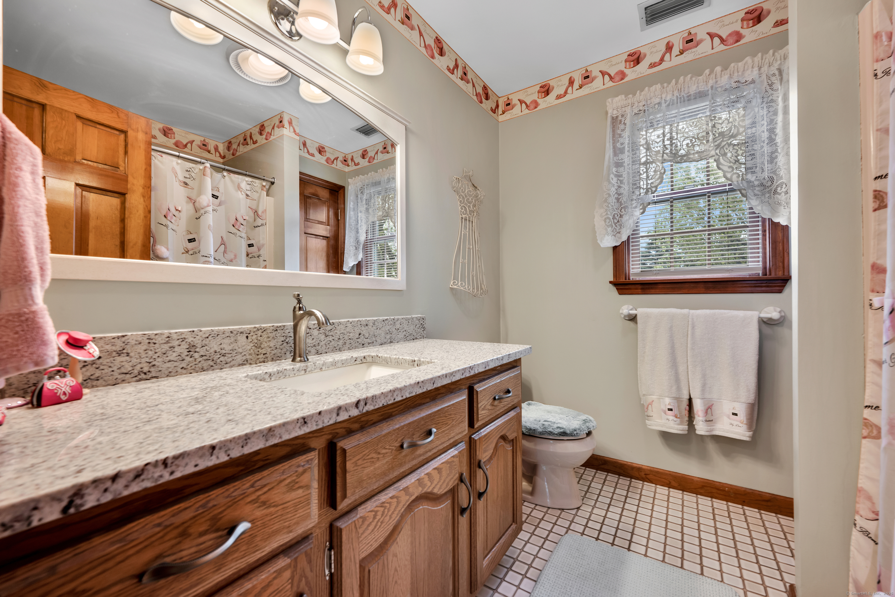 18 Greystone Drive, Southington, Connecticut image 26