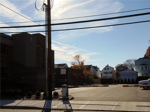 Tiny photo for 2838 Fairfield Avenue #103, Bridgeport, CT 06605 (MLS # 24147901)