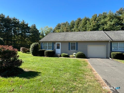 Photo of 102 N Maple Street #4C, Enfield, CT 06082 (MLS # 24211696)