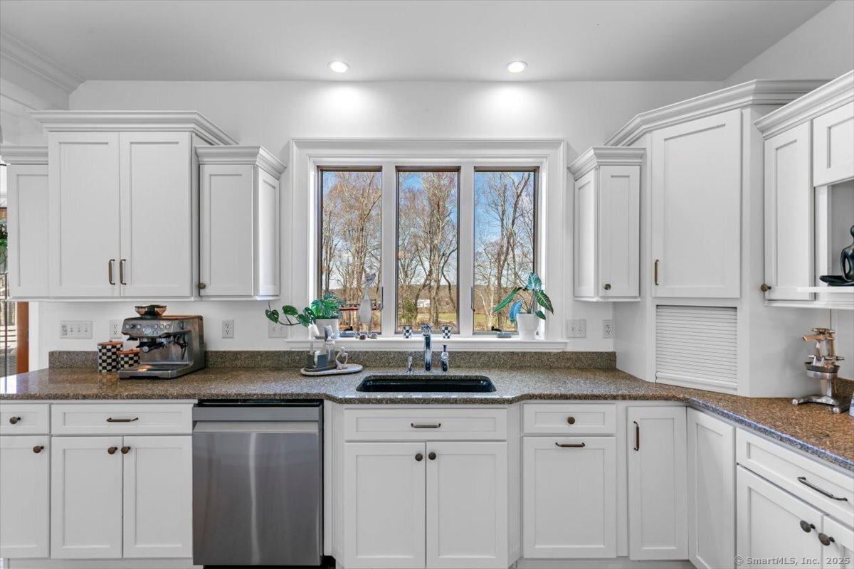 50 Pheasant Lane, Brooklyn, Connecticut image 10