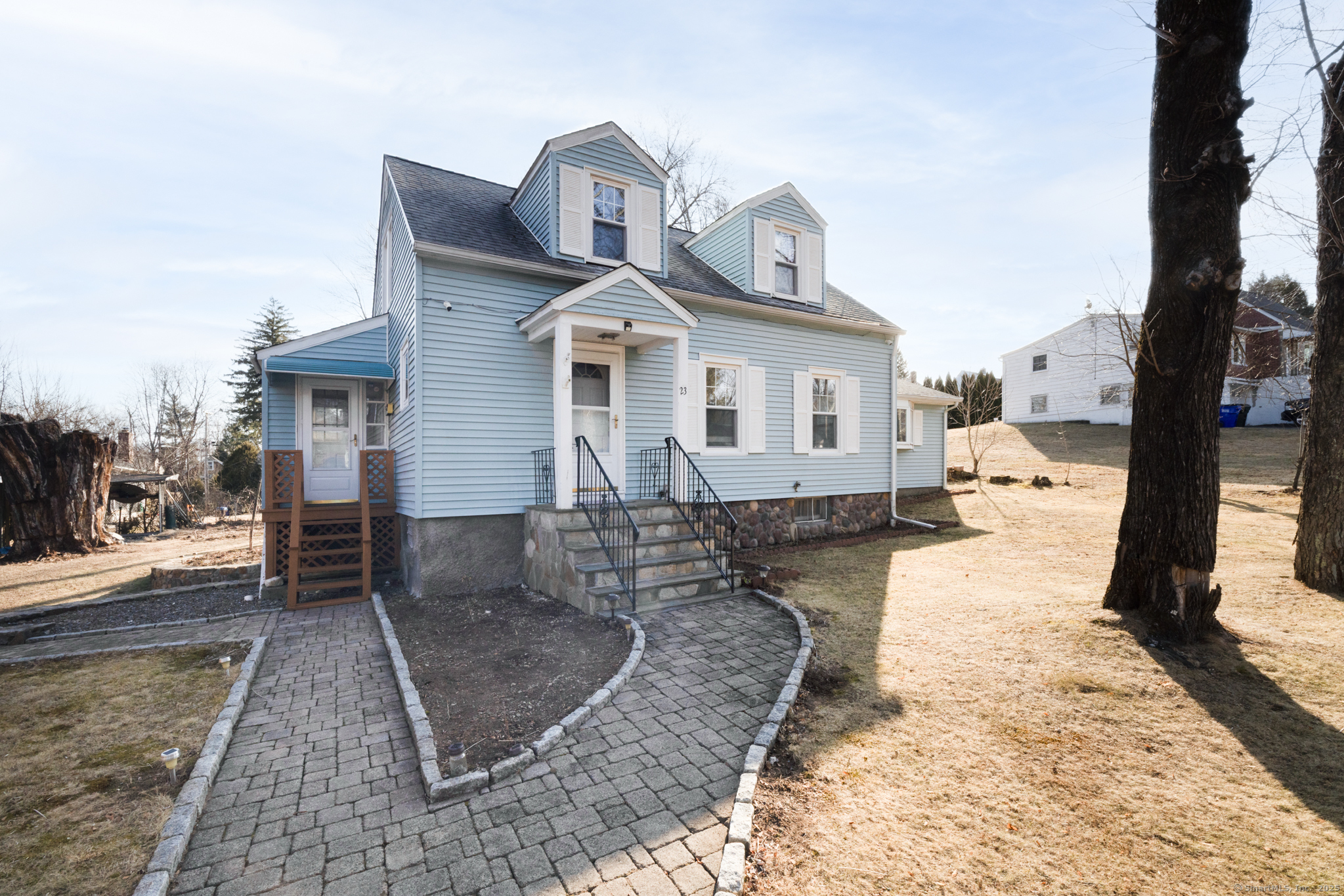 23 Capewell Avenue, Watertown, Connecticut image 1