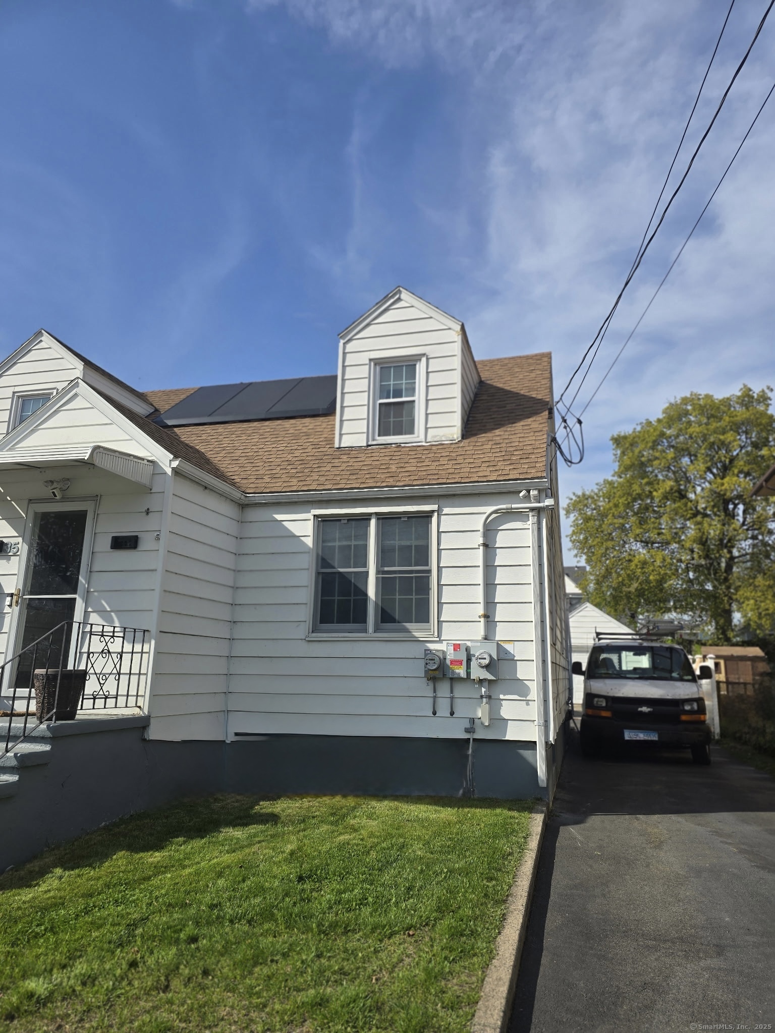 35 Ashley Street