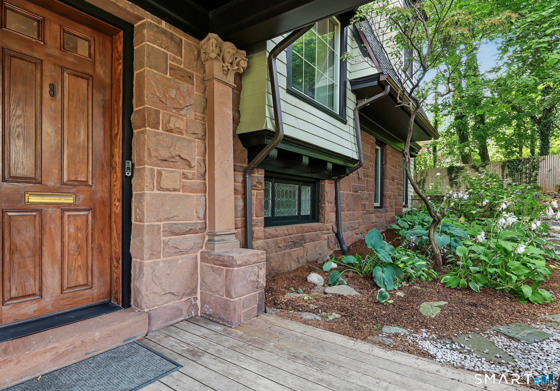 8 Saint Ronan Terrace