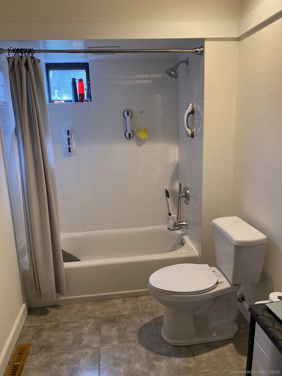 137 Heritage Village #B, Southbury, Connecticut image 25