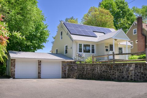 MLS: 24096123