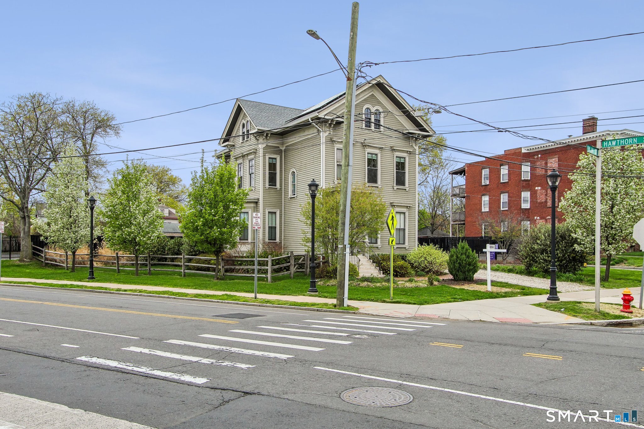 1 Imlay Street