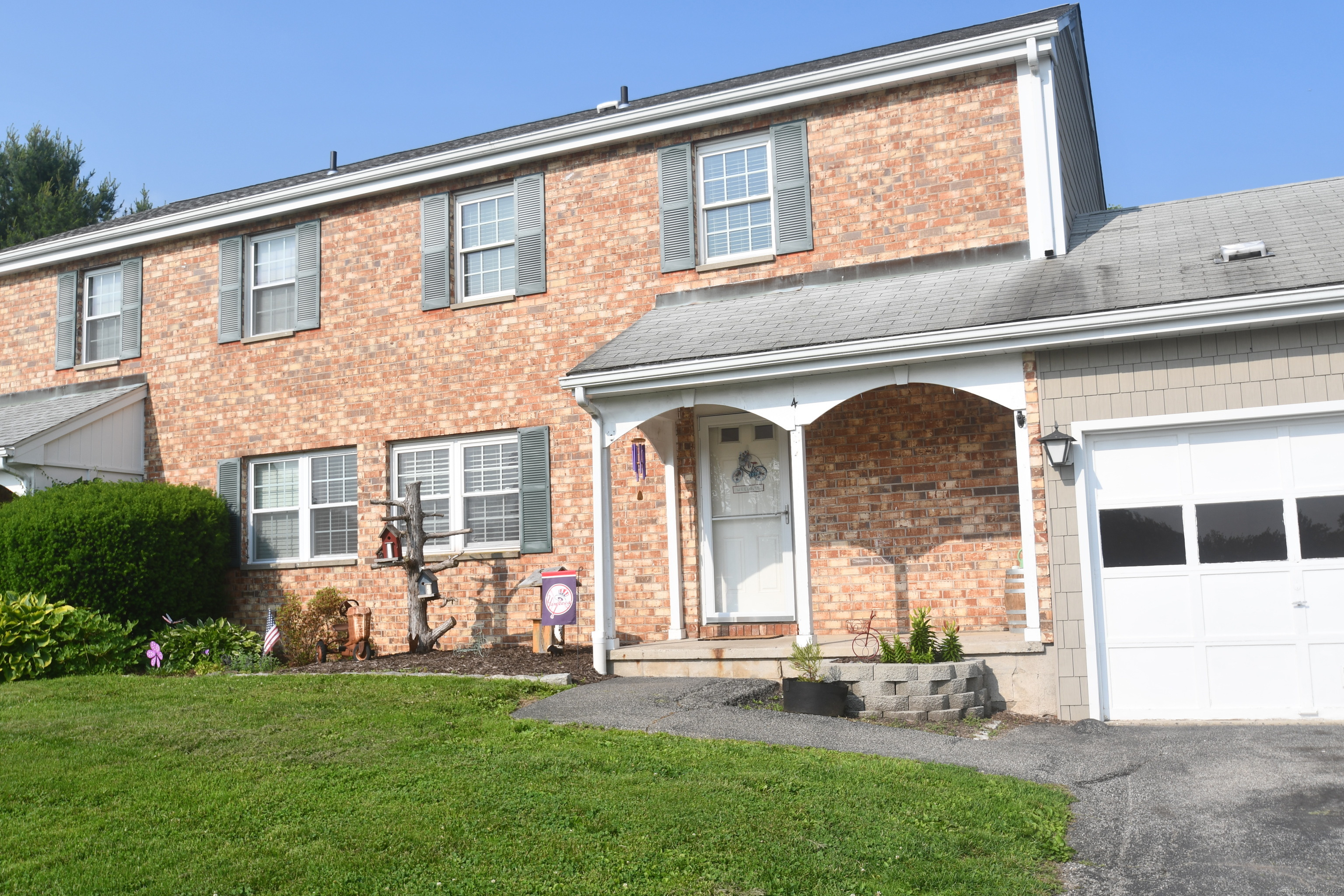 4 Whisconier Village 4