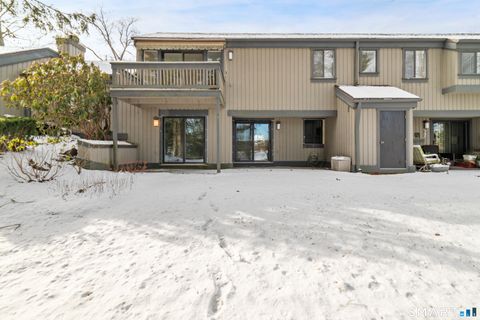 Tiny photo for 304 Heritage Village #B, Southbury, CT 06488 (MLS # 24144979)