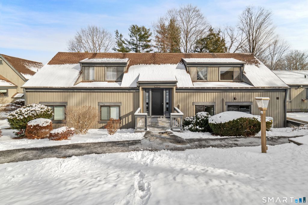 Photo of 304 Heritage Village #B, Southbury, CT 06488 (MLS # 24144979)