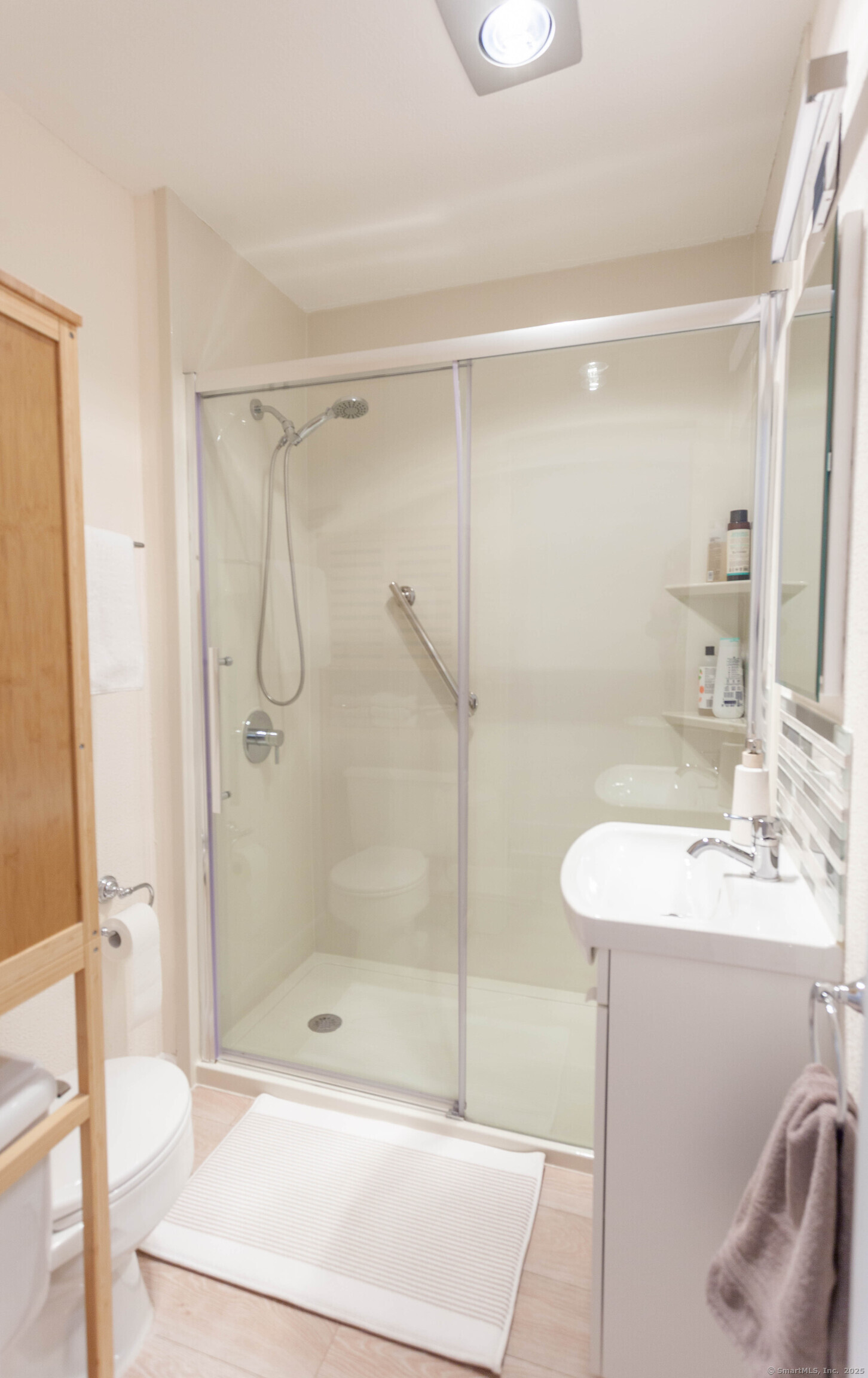 77 Glenbrook Road #APT 208, Stamford, Connecticut image 8