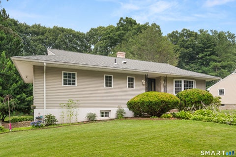 Photo of 90 Meadowlawn Road, Stratford, CT 06614 (MLS # 24200415)