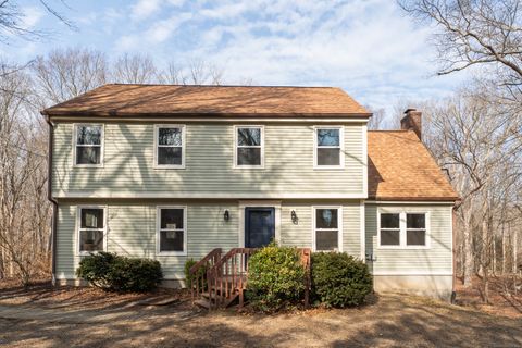 34 Michelle Lane, Guilford, CT 06437 - #: 24078028