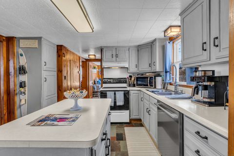 Tiny photo for 32 Bassett Lane, Madison, CT 06443 (MLS # 24166451)