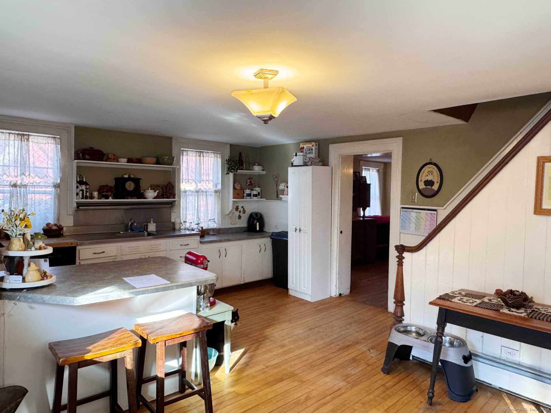 373 Main Street, New Hartford, Connecticut image 10