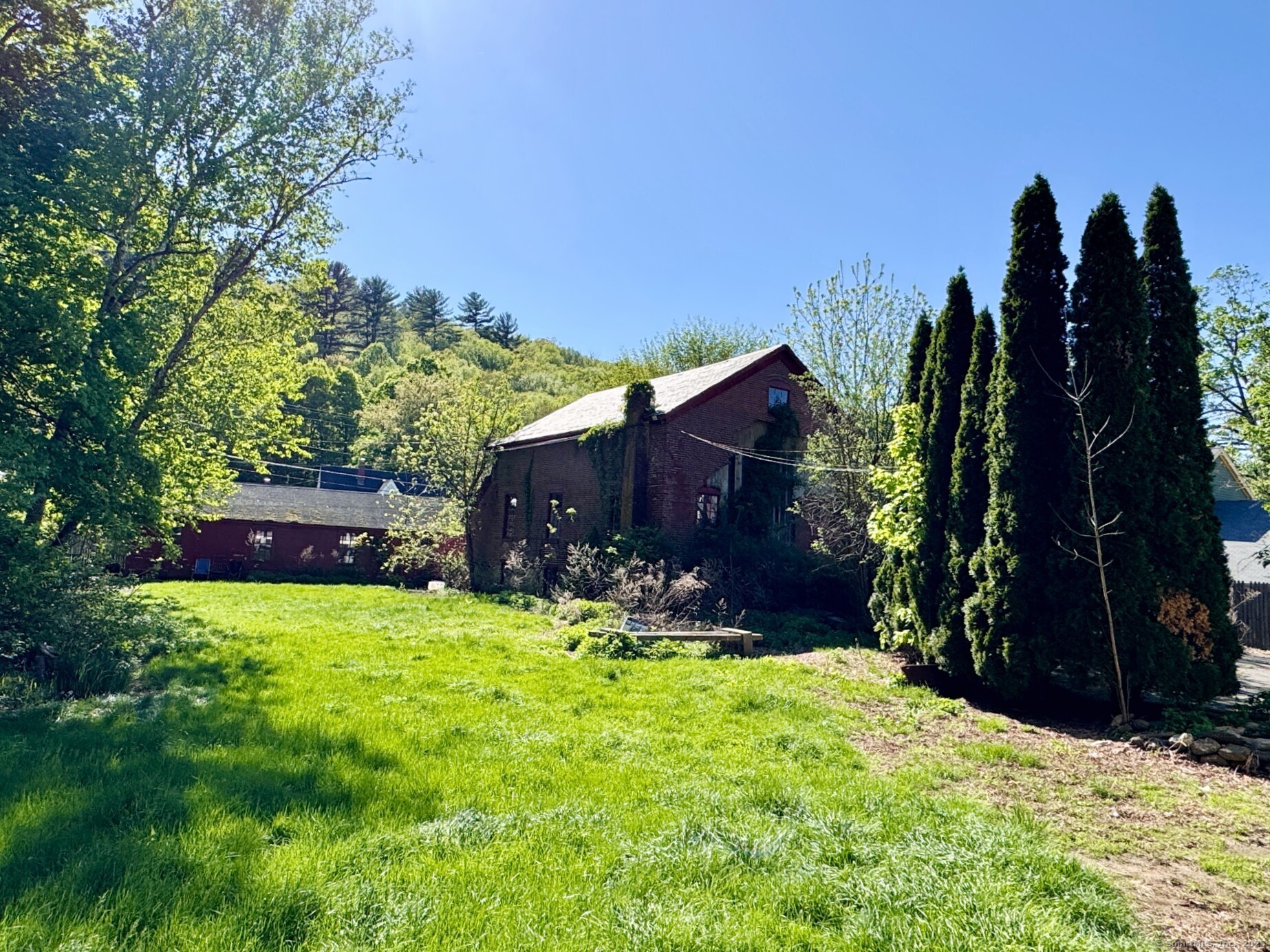 373 Main Street