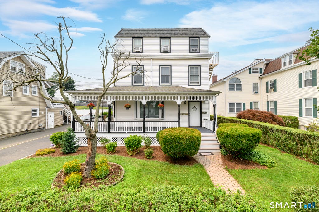 Photo of 18 Elm Tree Place #1st floor, Stamford, CT 06906 (MLS # 24193797)