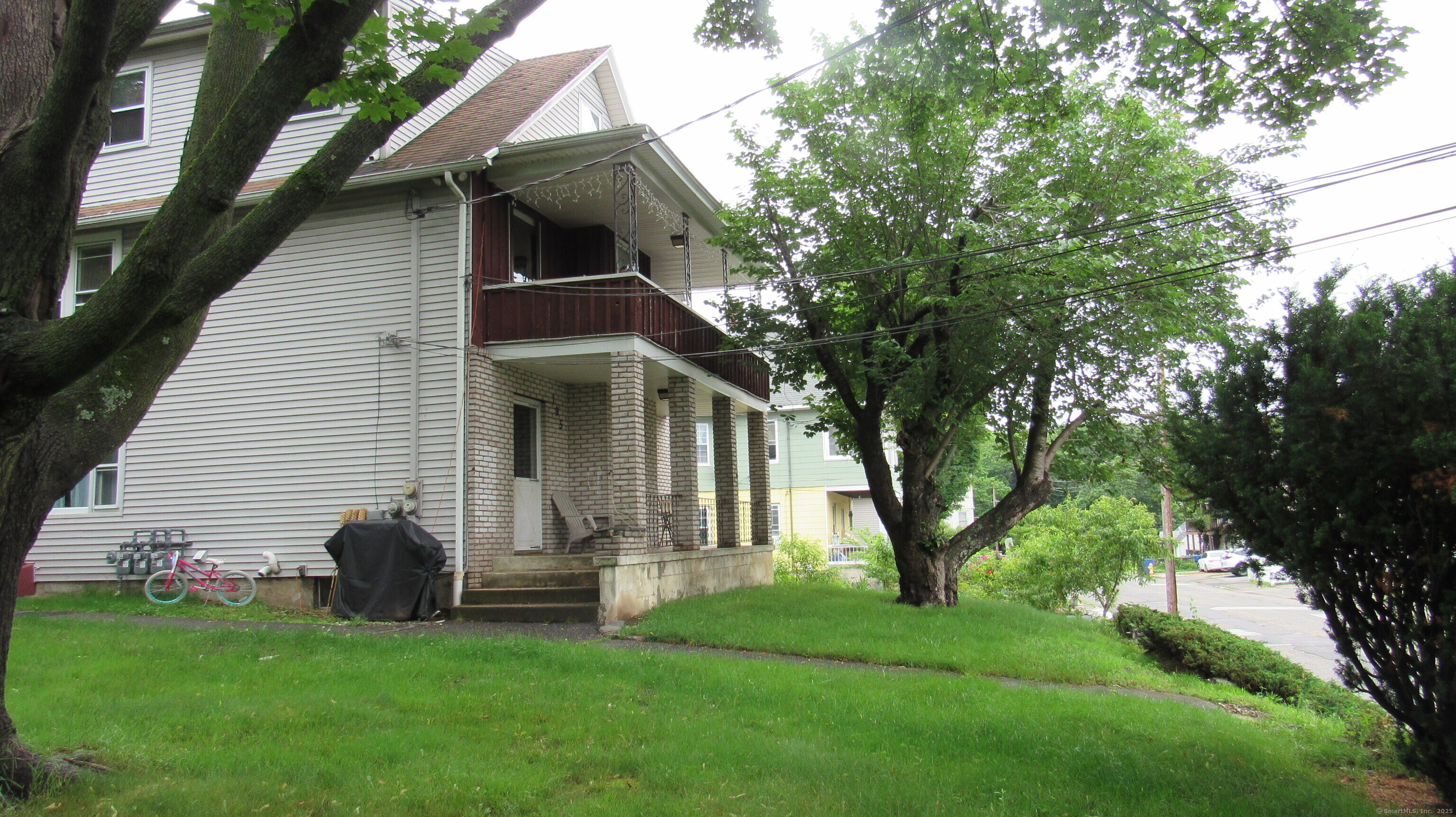 195 East Pearl Street