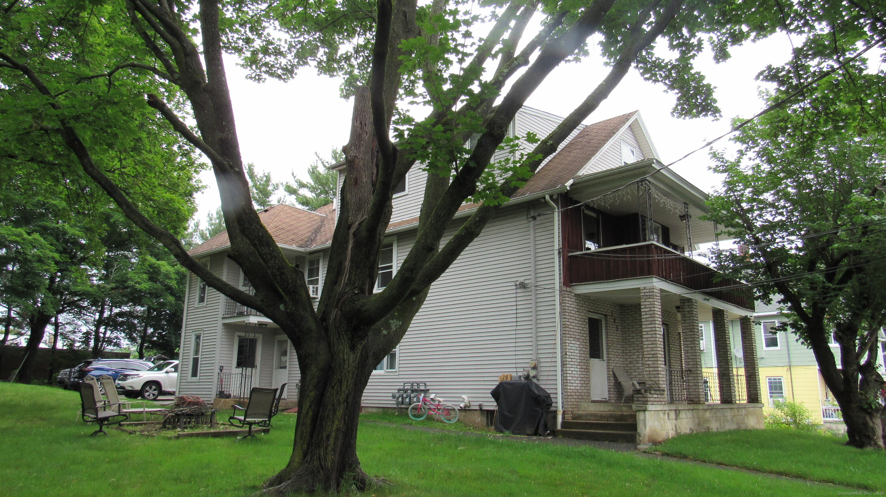 195 East Pearl Street